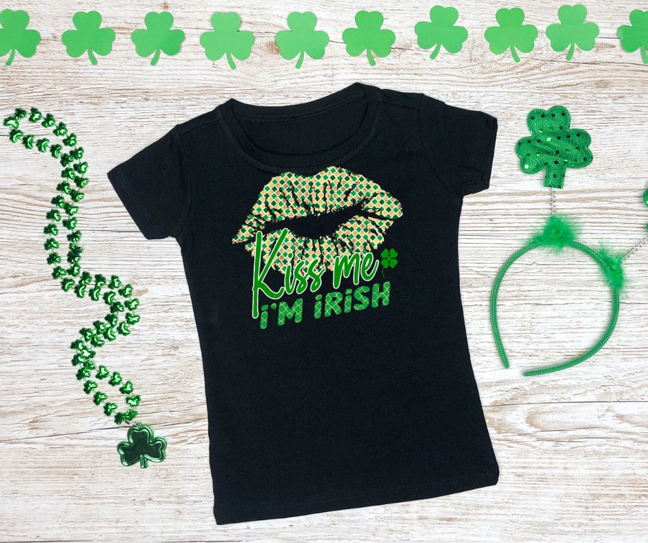Kiss Me Im Irish - Black T-shirt